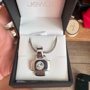 Elegant Silver Pendant Necklace